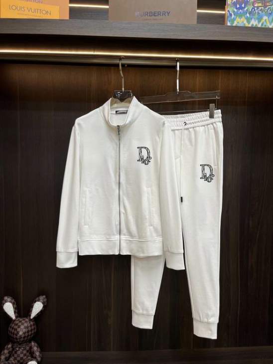 Picture of Dior Sweater Suits _SKUDiorM-5XLkdtn9438819